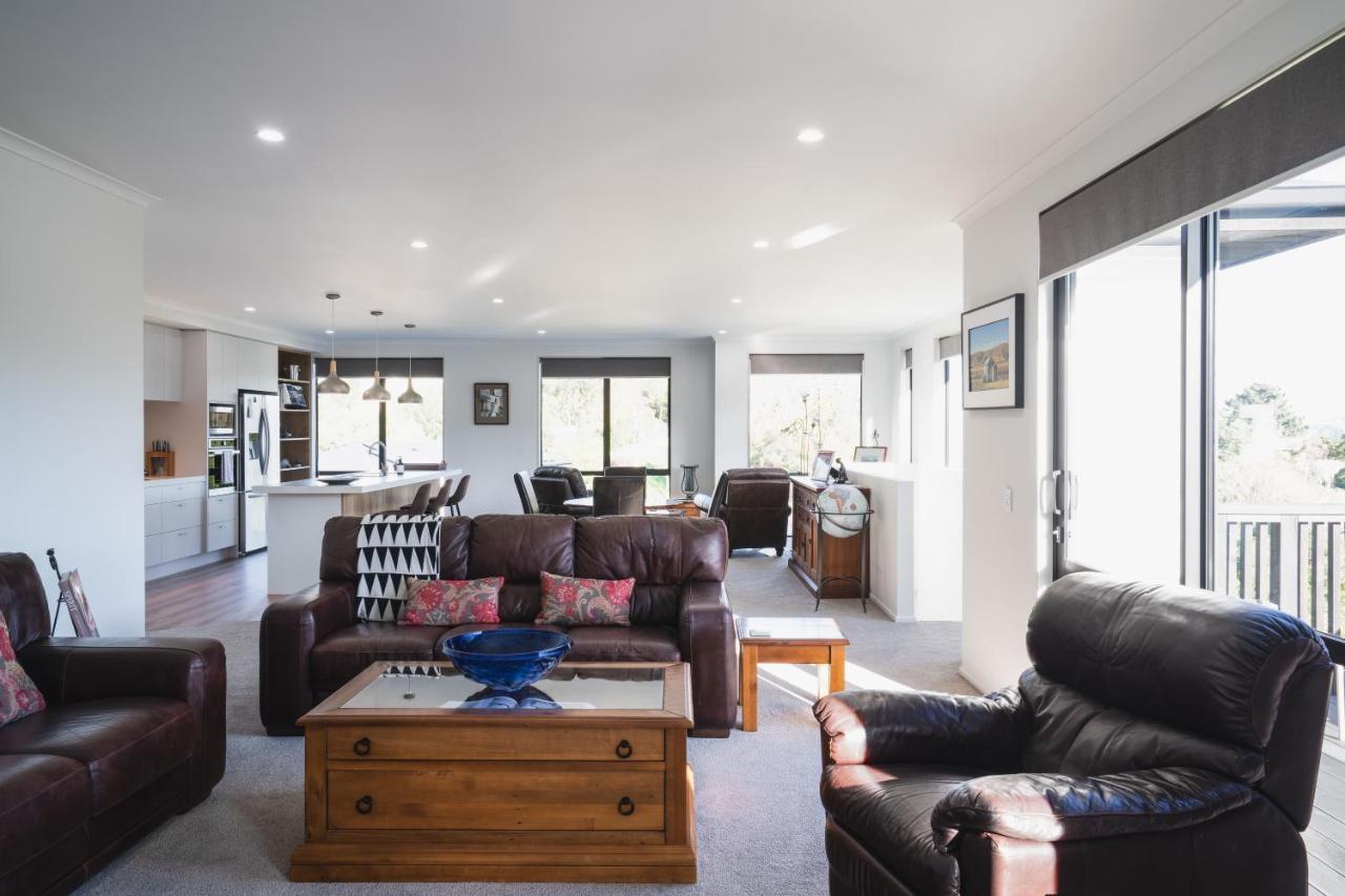 Modern Family Friendly Getaway Villa Dunedin Exterior photo